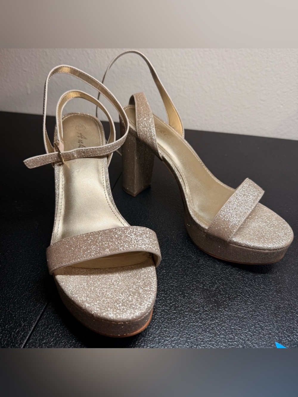 Champagne Gold Shimmer Platform Heels Chunky Block Sandal Coquette Prom Size 8.5